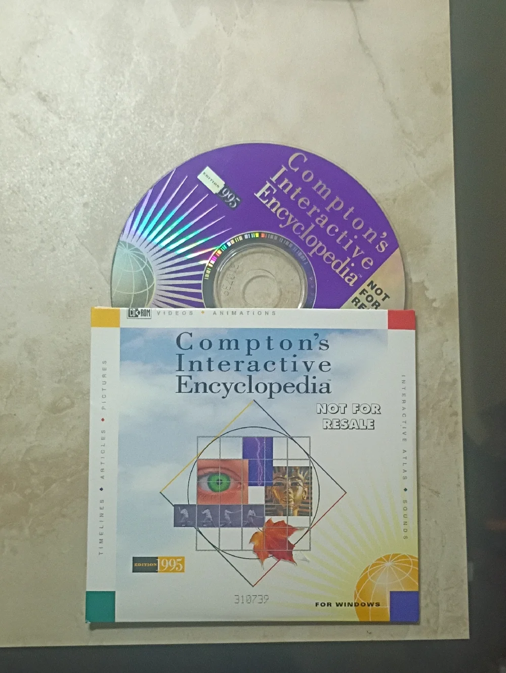 Compton's Interactive Encyclopedia (1995) - White